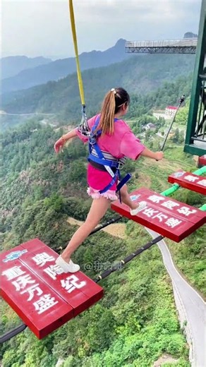 Intense vertigo made me freeze and dare not step toward the platform edge：Asmr Bungee Jumping