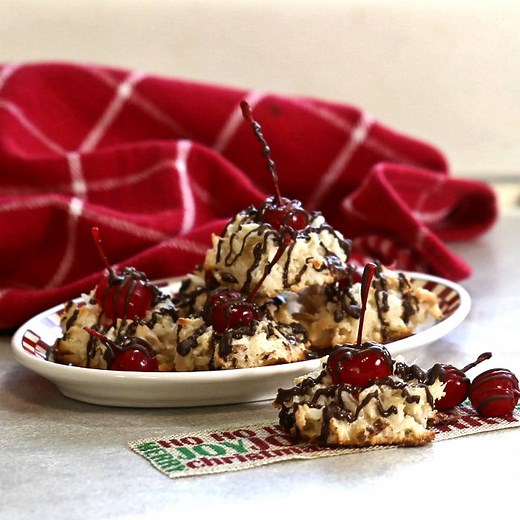 Chocolate Cherry Macaroons - Yummy Coconut Cookie - 4 WW Points!