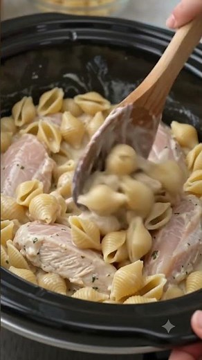 Crockpot Creamy Ranch Chicken & Shells Full Recipe in Description #slowcookerrecipe #recipe