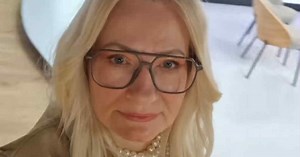 Szafiarka Dorka nosi spodnie barrel indygo. To najmodniejszy model dostępny w Zarze