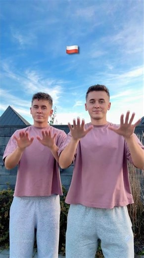 Twins from all over the world🌍❤️We started this trend in 2020 🥹Do you remember? #twins #challenge