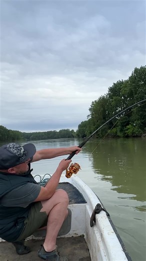 Kapitale Welsangeln: Peters Herausforderung mit dem Riesen