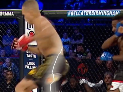 教科书级的站立花式KO，把MMA的暴力美学演绎的淋漓尽致！