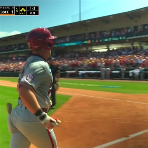 FIRST CAREER GRAND SLAM FOR LOGAN MAXWELL 💥 Arkansas Razorback Baseball | SEC Network