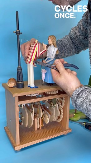 918K views · 927 reactions | “A Love Story” automaton. How it works. Pinned to my profile is the video of the automaton in action. #automata #automaton #oliverpett #mechanicalcreations #howitworks #lovestory | Mechanical Creations | Facebook