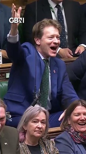 Sir Keir Starmer makes a Christmas swipe at Nigel Farage's Reform UK