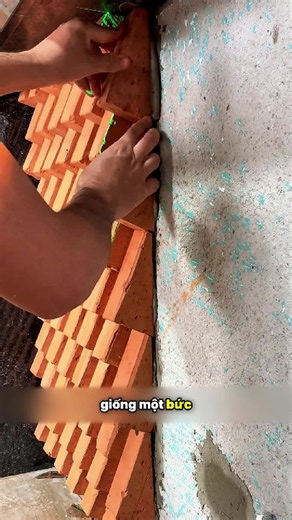 Mảng tường gạch tam giác độc lạ: thoáng mát & đẹp như tranh