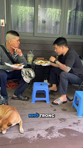 Có cơm ăn, có tiền xài lại có quần áo mang về. Nhất Tí Nguyễn Thanh Tùng | Nhí Vespa