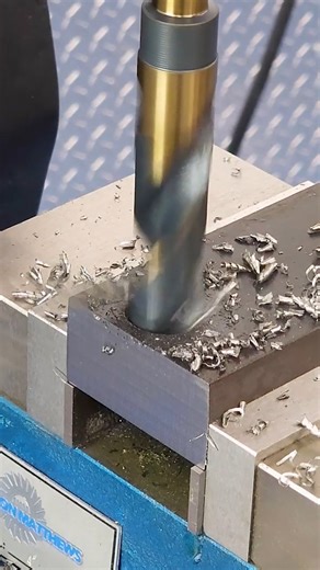 Precision Matthews Machinery Co. on Instagram: "3/4” Drill in 1044 Steel on PM-728VT Bench Top Mill Precision Matthews PM-728VT ULTRA PRECISION VARIABLE SPEED MILLING MACHINE * Ultra High Quality Milling Machine, Made to Exacting Standards. Nothing Else Compares To The Quality Level Of This Mill. If You Want The Best, This Is It. This machine is 100% Made in Taiwan. It Costs More, But You Get More. Much More. The Highest Level of Quality and Precision in a Bench Top Mill Available Anywhere. * Su