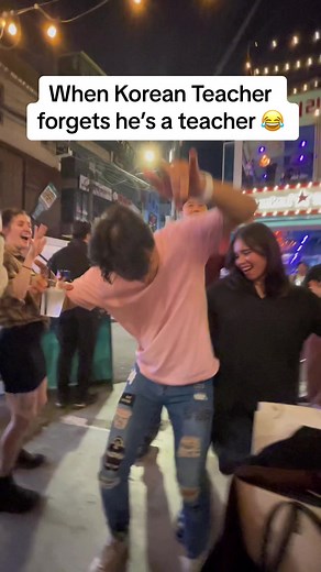 TikTok의 Seoul Basic Korean class!