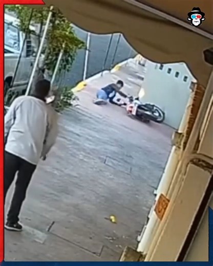 Most Unbelievable Moment on Caught CCTV Camera | Howtosmart