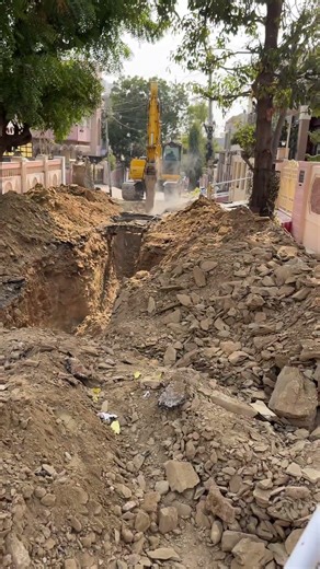 Sewer line connection #sewer line #levellingworksewerline #civilengineering #levelling #shorts