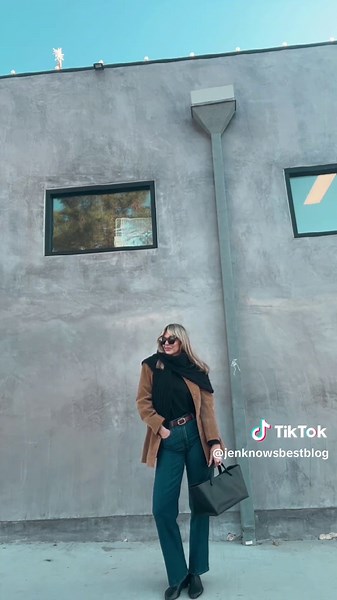 Jen Andrews| Style & Fashion on TikTok