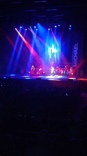 Michael Starring Ben ( Michael Jackson Tribute ) live Brighton Centre