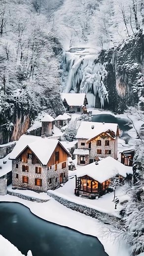 Explore the Frozen Beauty of Plitvice Lakes National Park