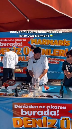 Cansu GÖRGÜLÜ 🍋‍🟩 yesillimondan on Instagram: ""Denizden Sofraya, Sofradan Dünyaya” Türkiye’nin İlk Deniz Ürünleri Festivali Marmaris’te Başladı! 🐟🌊 1–5 Ekim 2025 tarihleri arasında Selimiye, Bozburun, Söğüt ve Taşlıca’da gerçekleşecek bu benzersiz festivale seni de davet ediyoruz. Selimiye’deki açılış, 1 Ekim’de saat 11:00’de gerçekleşti. Ege’nin derin sularından çıkan taze deniz ürünleri, usta şeflerin ellerinde adeta sanat eserine dönüştü ve dönüşecek. Festival süresince seni neler bekliy