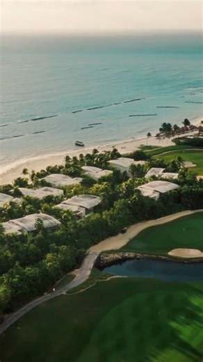 Where else can you tee off over a cenote? 😲⁣ ⁣ Playing golf between the sea, coatis, and a natural cenote is the norm at courses like El Camaleón, El Camaleón Golf Course, Mayakoba.⁣ ⁣ Here, nature is part of the game! ⛳⁣ .⁣⁣⁣⁣⁣⁣⁣⁣⁣⁣⁣⁣⁣⁣⁣⁣⁣⁣⁣⁣⁣⁣ .⁣⁣⁣⁣⁣⁣⁣⁣⁣⁣⁣⁣⁣⁣⁣⁣⁣⁣⁣⁣⁣⁣ .⁣⁣⁣⁣⁣⁣⁣⁣⁣⁣⁣⁣⁣⁣⁣⁣⁣⁣⁣⁣⁣⁣ Practicar golf entre el mar, coatíes y un cenote natural es lo normal para campos como El Camaleón, El Camaleón Golf Course, Mayakoba.⁣ ⁣ Aquí, ¡la naturaleza es parte del juego! ⛳⁣ ⁣⁣⁣⁣⁣⁣⁣⁣⁣⁣⁣⁣⁣ ⁣ ⁣⁣⁣⁣⁣ ⁣