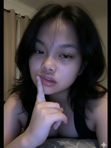 Selfie en baja luz: Estilo lo-fi en dormitorio