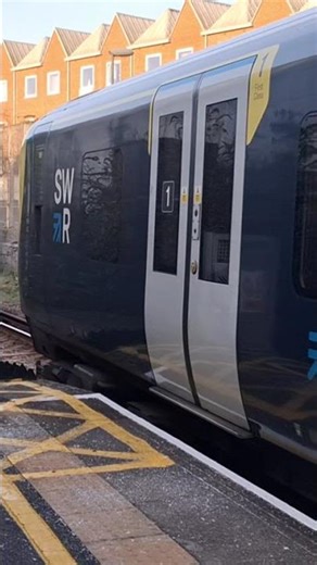 450 Departing Lymington