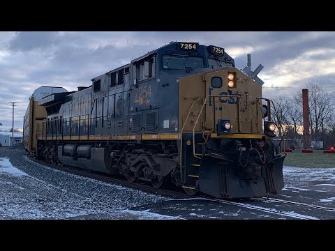CSX X209-16 with 7254 Leading