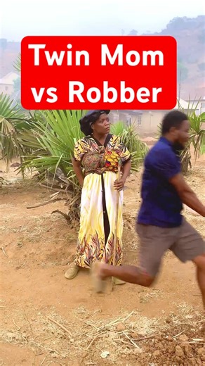 Twin Mom Outsmarts a Robber 😱 | Watch the Loop