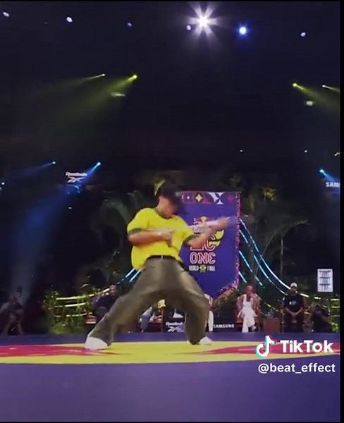 B-Boy Hiro 10: Amazing Breakdance Moments