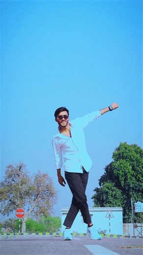 lipstick Lal ka a Gori 😂 | #pramod premi #dance #bhojpuri #shorts #viralsong #viralvideo