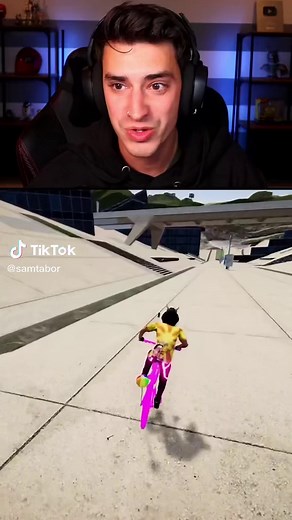 Skate 3 in Descenders: Sam Tabor's Bowl Challenge