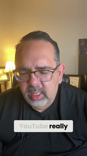 Graph neural networks learning on relational data structures