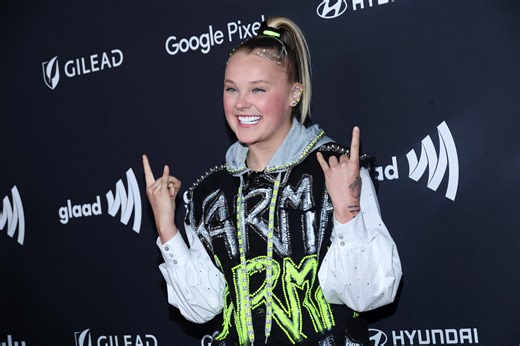 Who is Joelle? JoJo Siwa puzzles fans with apparent name change