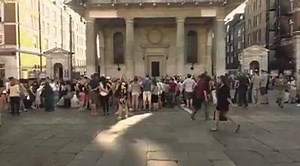 Experience London through the Axon 7. Video is shot entirely with the Axon 7; capturing the 360 surround sound of the busy city while suppressing noise to the minimum. #nofilter #ZTEMalaysia #MYAXON7 | ZTE Device