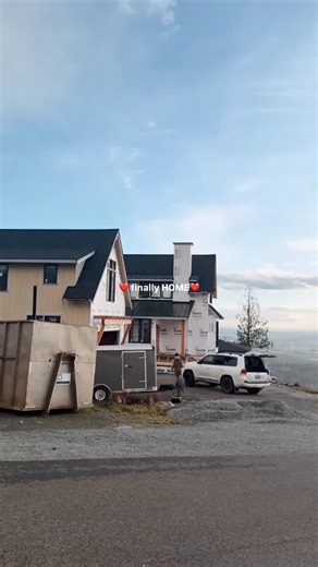 Meg Kilcup, PharmD, IHP on Instagram: "Five years ago we had built our dream house on 2 acres of land and then God called us out of our stable jobs and asked us to take a huge risk. We left our careers (Rob lost his job as a Seattle fire fighter due to mandates and I was a director of pharmacy), sold our brand new house, moved towns, bought a small fixer, renovated it while we lived there and sold it for income— and since then have been renting & air bnb’ing as we have *slowly but surely* buildi