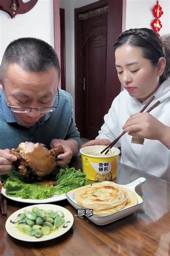Funny Food Challenges for Couples to Enjoy | Videos Box