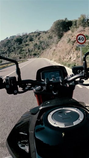Honda CB750 Hornet: POV Ride On The Catalan Coast