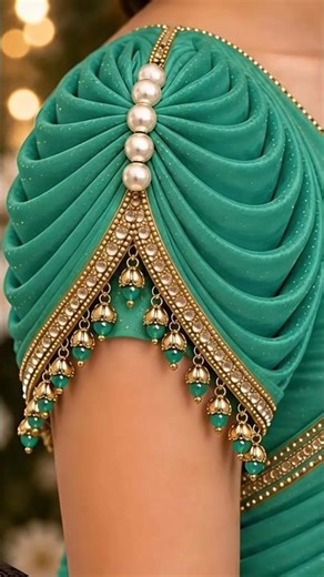 New trendy blouses puff sleeves design ideas 🎉🔥🔥 खूबसूरत ब्लाउज बाजू designs new #shorts #viral