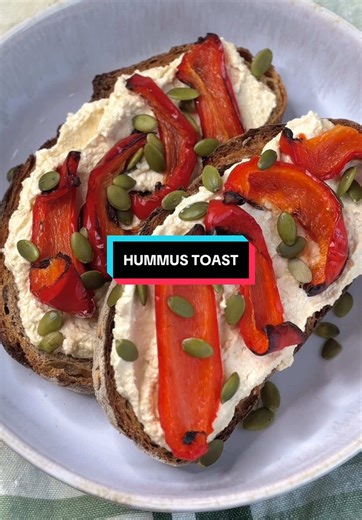Roasted Red Pepper Hummus Sourdough Toast 🍞 Earthy, hearty, and full of flavour, this sourdough toast pairs creamy hummus with sweet pre-roasted red peppers and crunchy pumpkin seeds for a balanced, satisfying option that’s naturally rich in plant protein and texture. Ingredients: 1–2 slices sourdough 2–3 tablespoons hummus Pre-roasted red peppers, sliced 1–2 teaspoons pumpkin seeds Instructions: Place the rye bread into your Smart Elite Toaster and select the bread setting. Choose your preferr