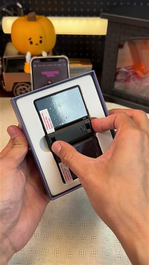 仕事も家でもこれ一つでOK！軽量設計だから、バッグに入れてもスッキリ！ Bluetooth6.0で、毎日快適な音楽ライフ🎶 #Bluetoothイヤホン #ワイヤレスイヤホン #高音質 #折りたたみイヤホン #長時間再生