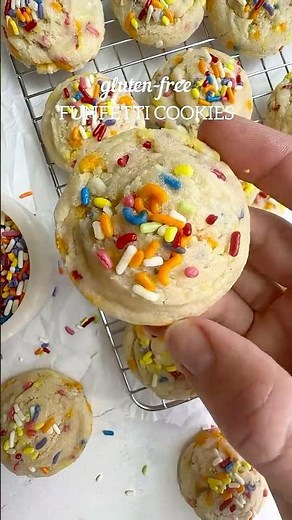 GF Funfetti Sugar Cookie! 🎊 Perfectly soft and chewy. No rolling pin required! #glutenfree