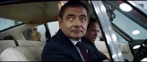 È rossa cromata, è vintage e non ha neanche un microchip: vi presentiamo il bolide dell'agente English! 🚘 Volete un passaggio AL CINEMA? #JohnnyEnglishColpisceAncora è in queste sale >> http://www.johnnyenglishcolpisceancora.it/ | Johnny English
