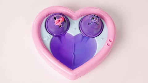 Hatchimals Alive, Neon Rainbow Bestie Pool Party with 2 BFF Figures in Color Reveal Eggs, 14 Accessories, Gifts & Stocking Stuffers for Girls & Boys Ages 3 & up