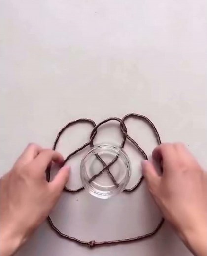 Como hacer un macetero colgante o para velas colgantes !