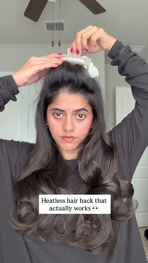If you’ve never tried sock curls. this is your sign 罹✨ Such an easy hack for soft, heatless waves #heatlesscurls #sockcurls #heatlesshairstyle #beautyhacks #healthyhairtips #hairtutorial | Aarifa Gowani | Facebook