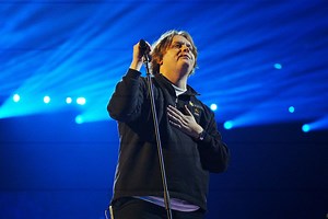 Lewis Capaldi - Pointless (Official Lyric Video)