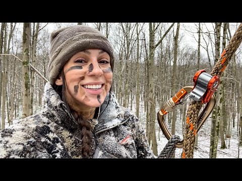 * HUGE BUCK SURPRISED ME * Saddle Hunting on Public Land