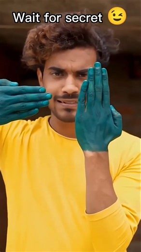 kp9teen on Instagram: "This Hand Disappearing Magic is FAKE 😱✋ | Magic Exposed This viral magic trick makes one hand disappear when you move the other hand vertically 😲 But I exposed the real secret behind this illusion! Watch till the end 👀 Magic or mind trick? Comment below 👇 Follow for more magic exposed & viral reels 🔥 #MagicExposed #MagicRevealed #HandMagic #Illusion #FakeMagic"