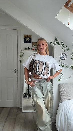 hope on Instagram: "#ootd"