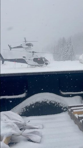Helicopter Heli Ski Landing / Whiteout