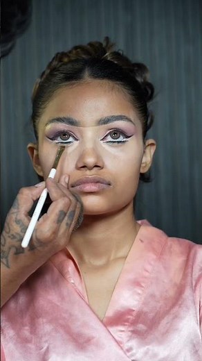 How to Do Eye Makeup | How to Apply Eyeliner