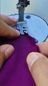 Sewing the edge of the fabric using a hemming foot #sewingtechnique