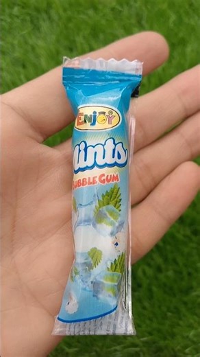 ASMR Minty Bubble Gum Taste Test 🍬 | Super Cool Mint Candy